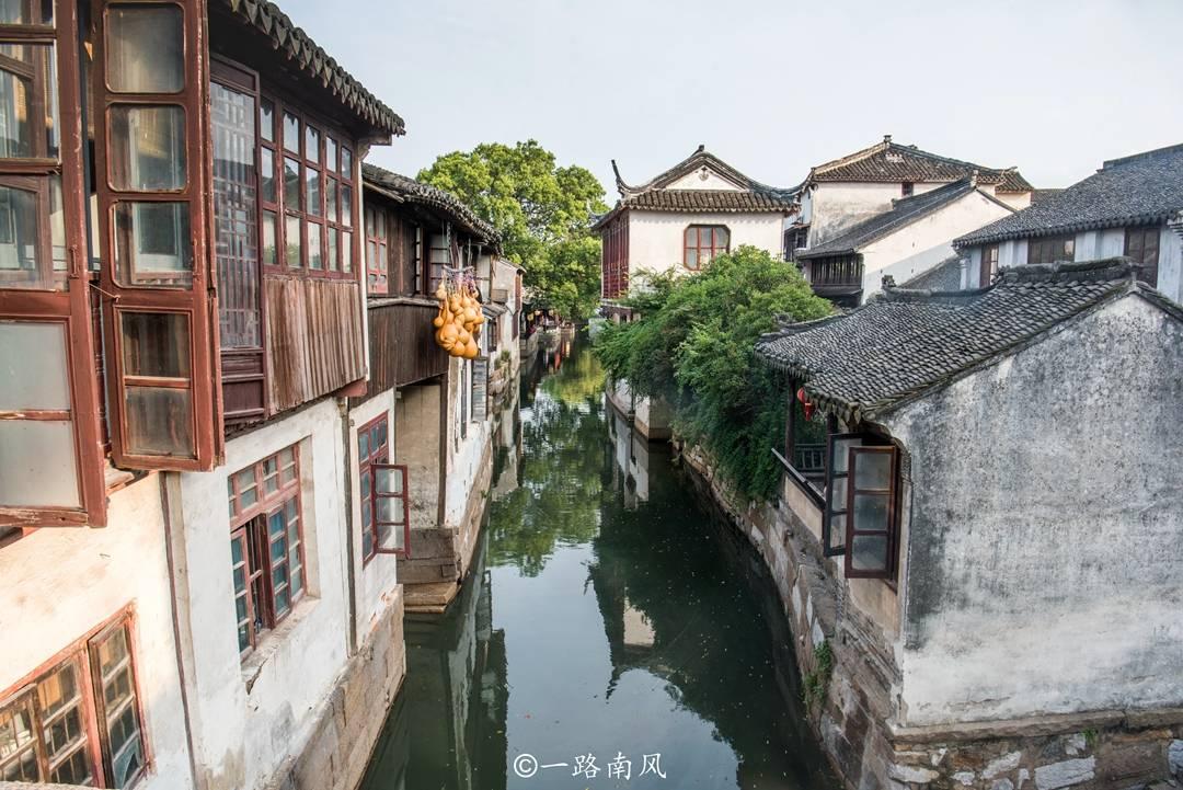 C罗停赛停训后发声，曼联会原谅他吗？游戏画面